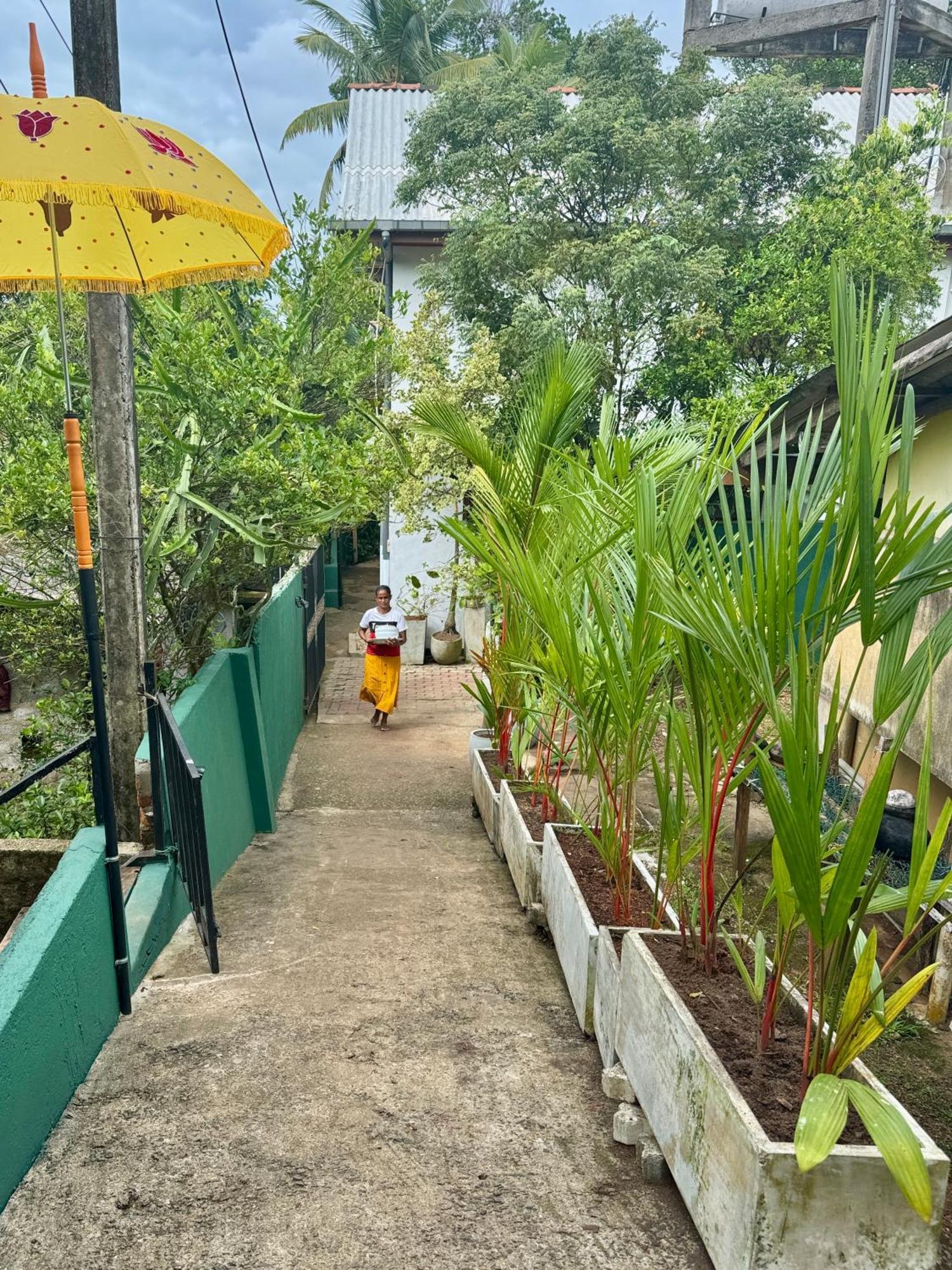 Swastha Ayurveda Villa Hikkaduwa Exteriör bild