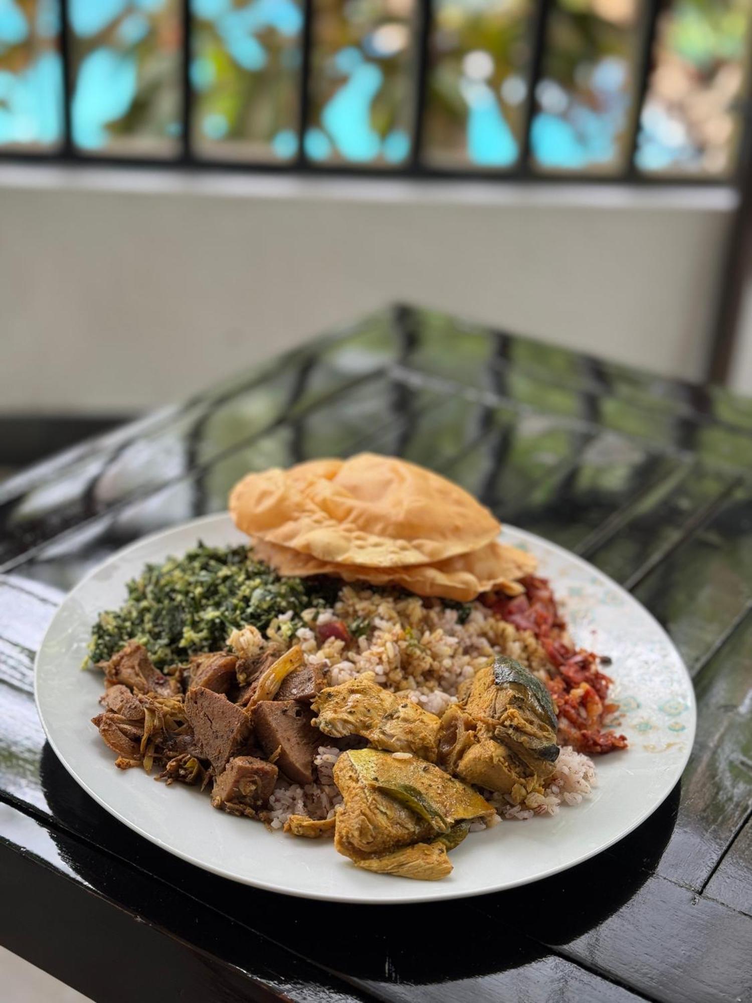 Swastha Ayurveda Villa Hikkaduwa Exteriör bild