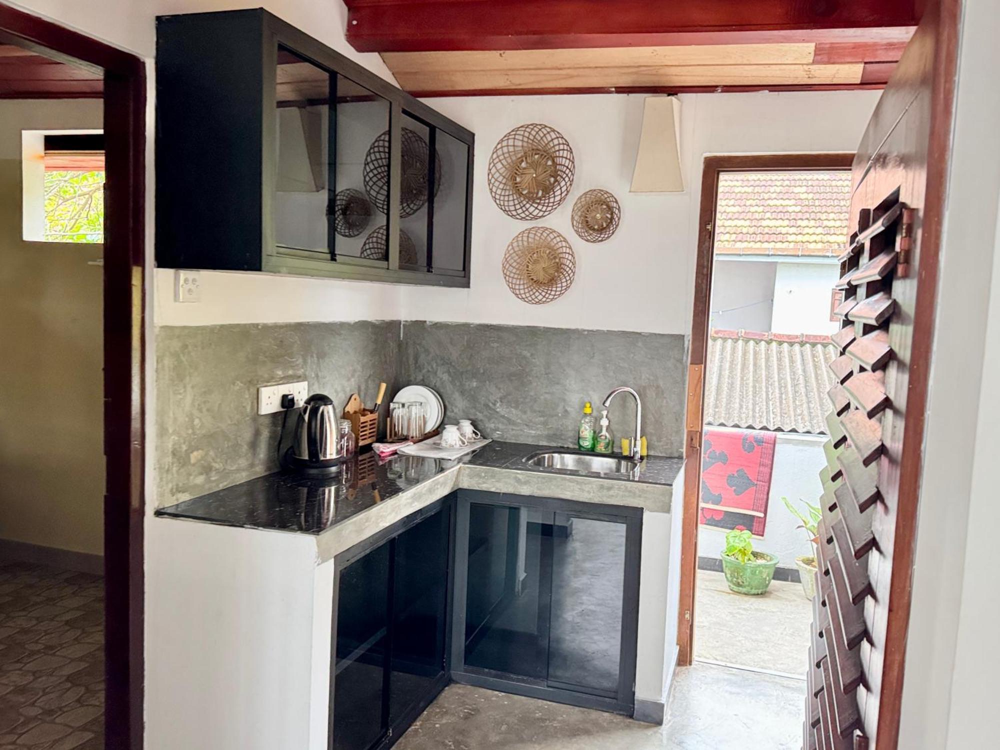 Swastha Ayurveda Villa Hikkaduwa Rum bild