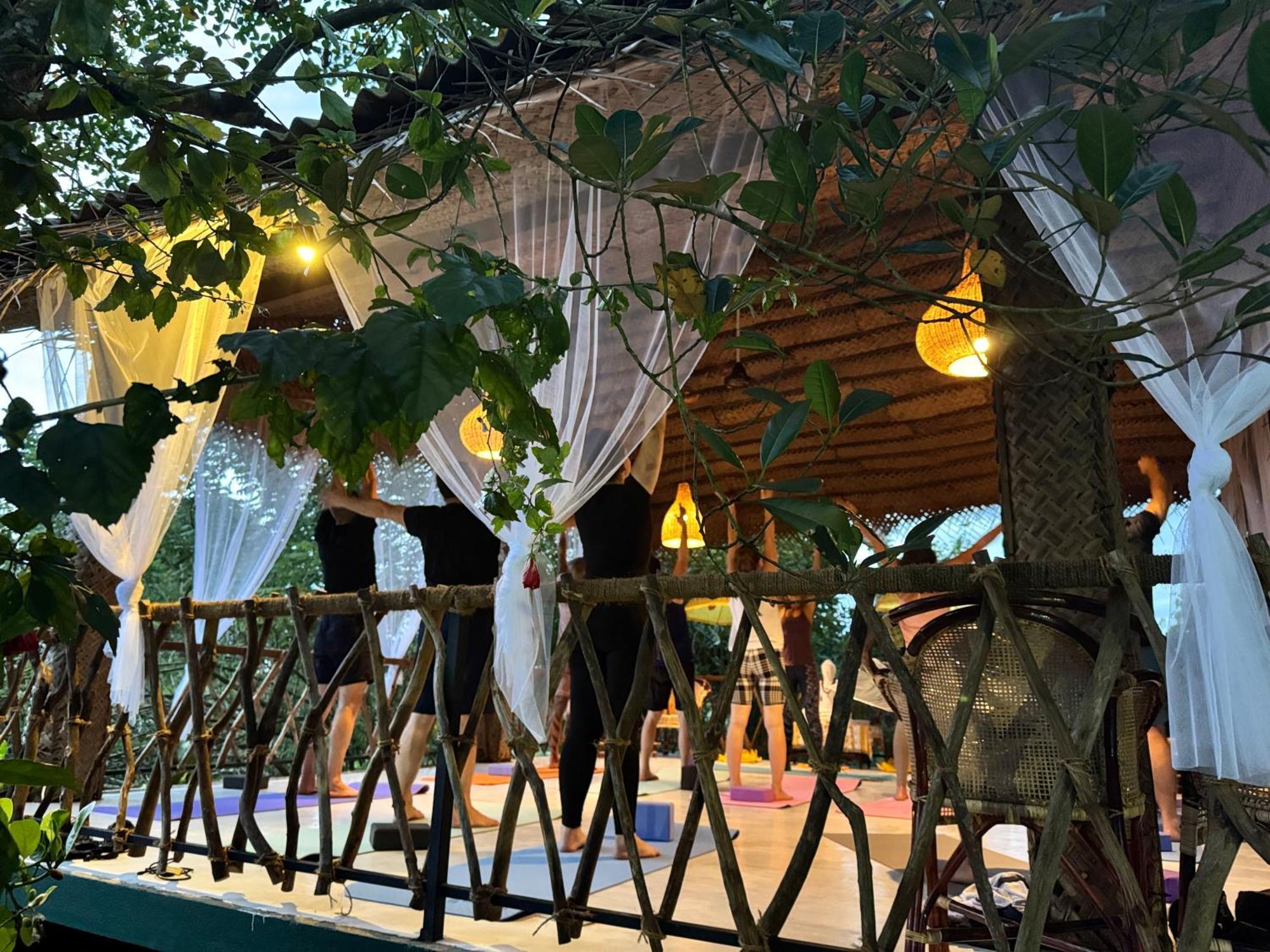 Swastha Ayurveda Villa Hikkaduwa Exteriör bild