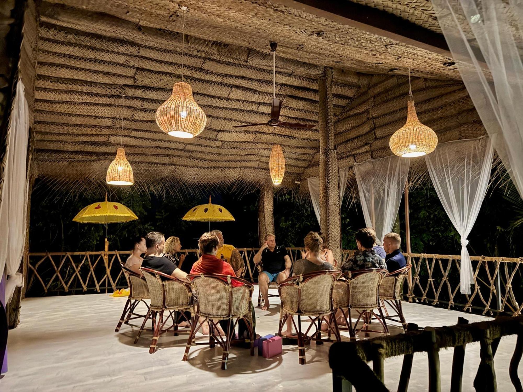 Swastha Ayurveda Villa Hikkaduwa Exteriör bild