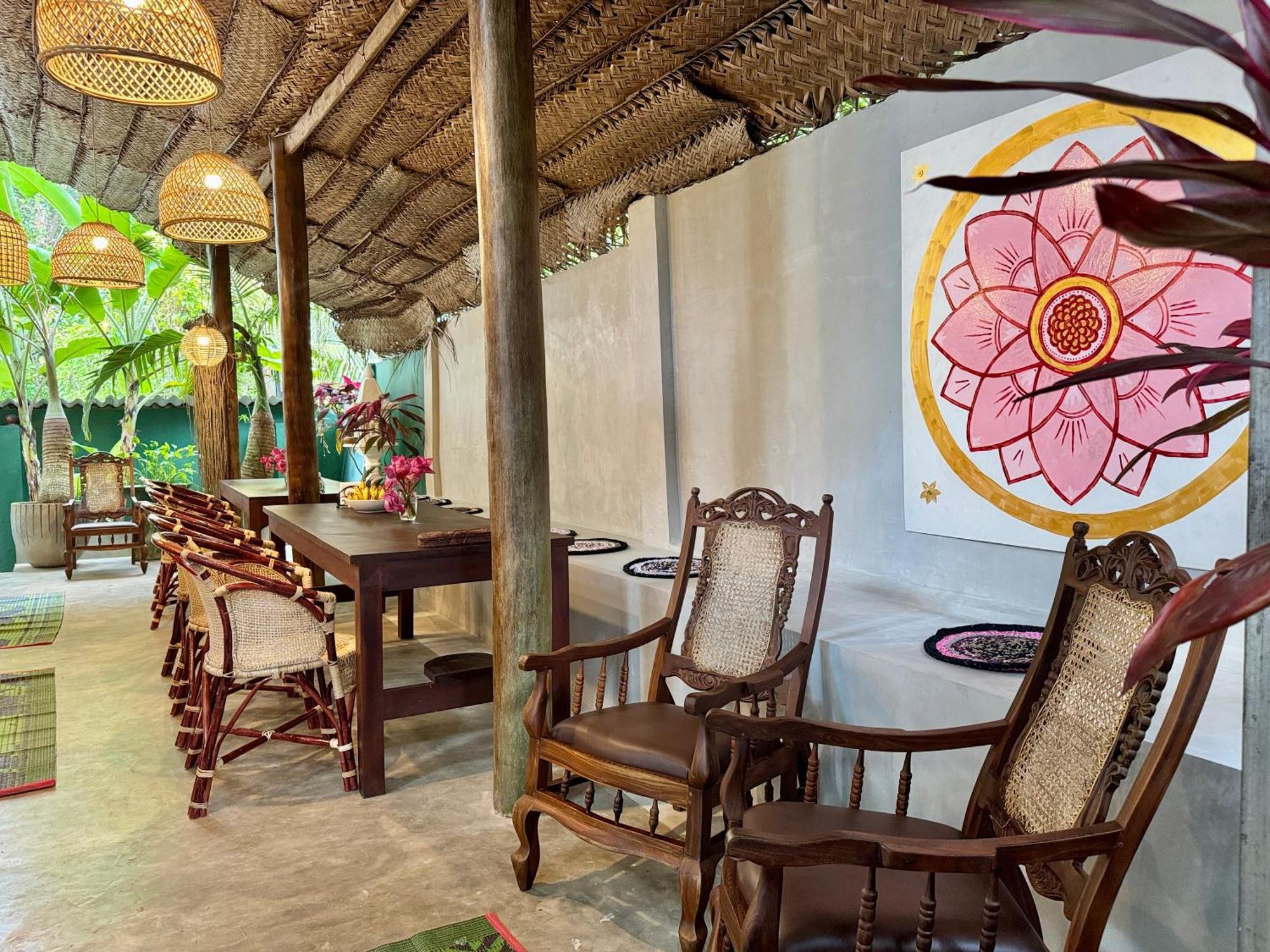 Swastha Ayurveda Villa Hikkaduwa Exteriör bild