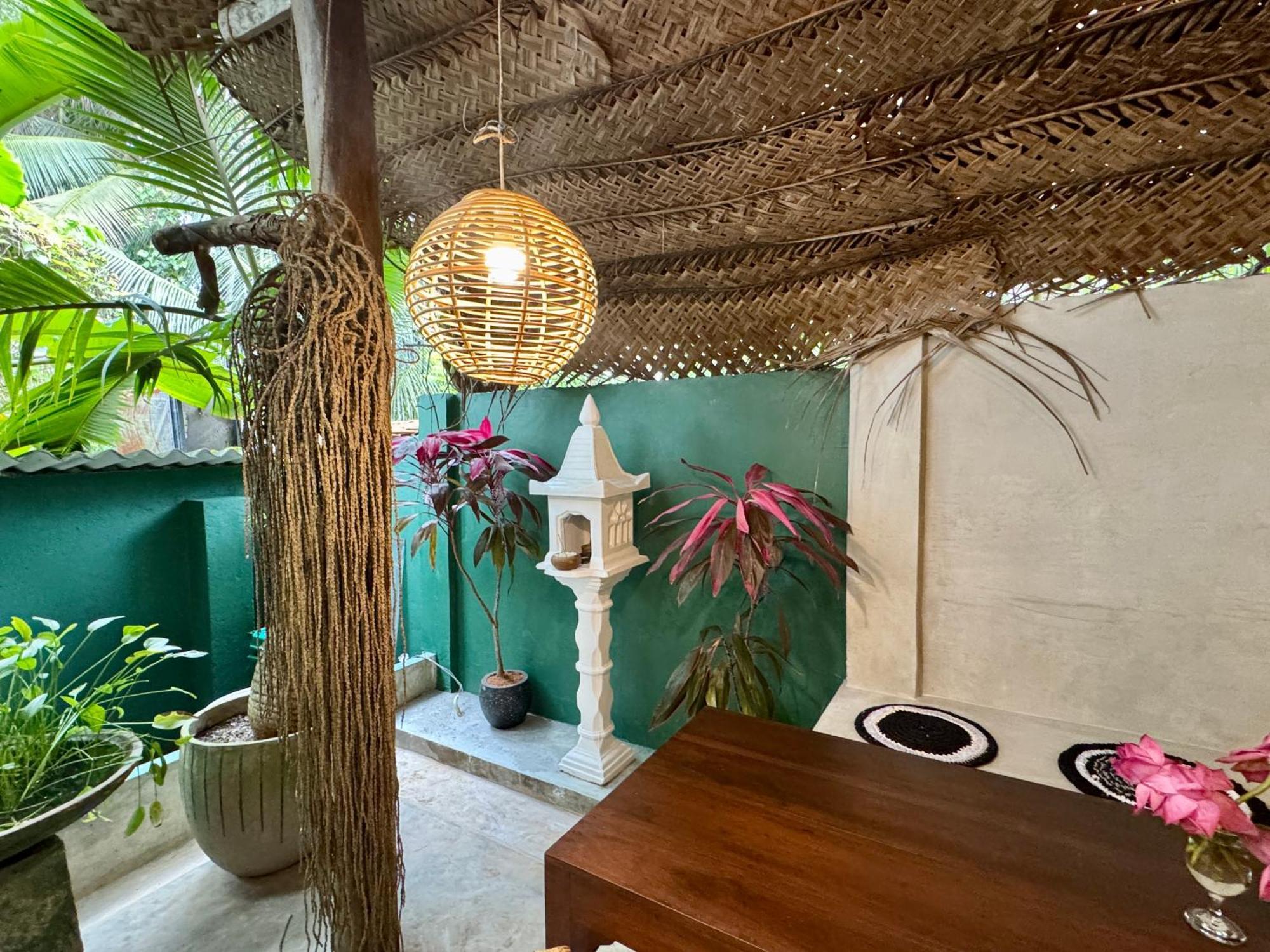 Swastha Ayurveda Villa Hikkaduwa Exteriör bild
